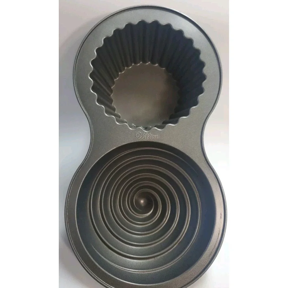 Wilton Giant Cupcake Pan Large Two‎ Tiered 3D Jumbo Smash Cake Mold Nonstick